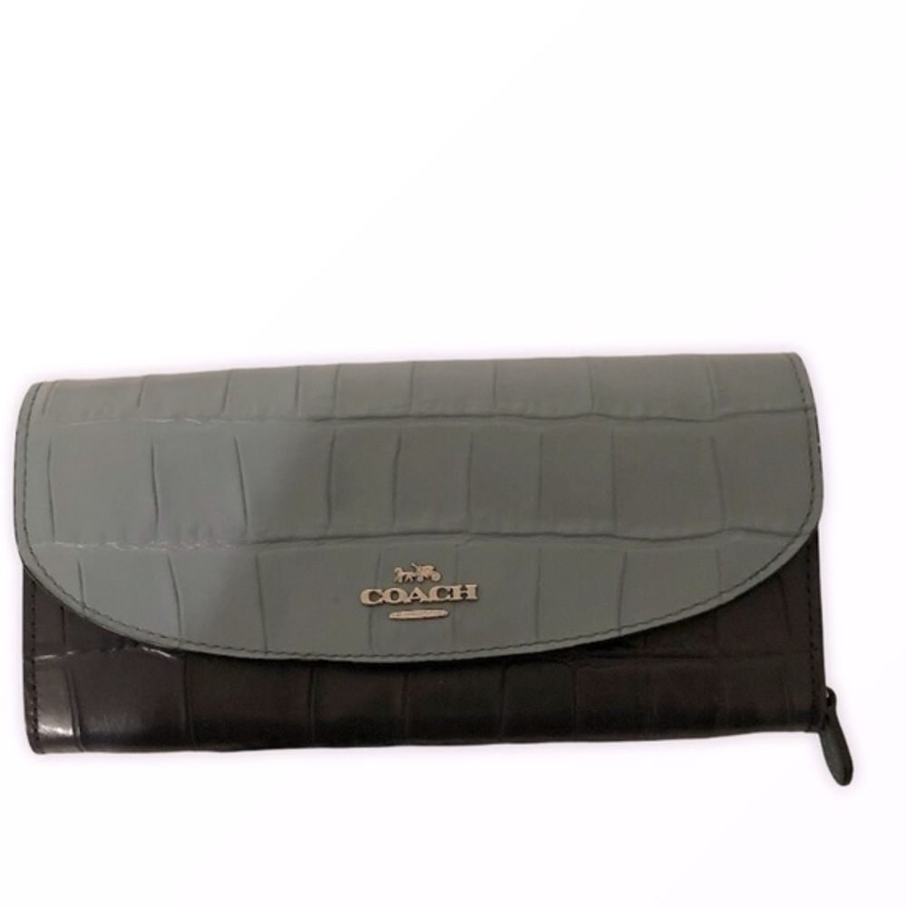 COACH blue two tone color block leather wallet